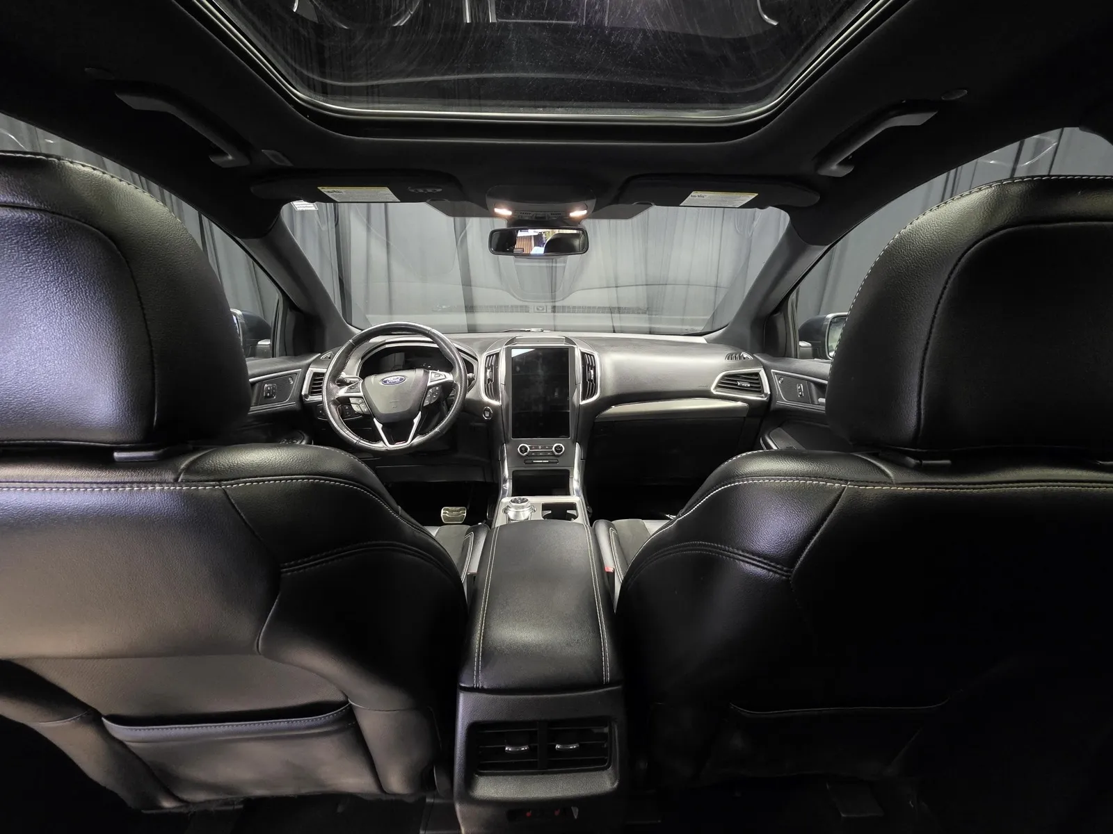 Photos of 2022 Ford Edge ST for sale in New Albany, IN at HyperCars