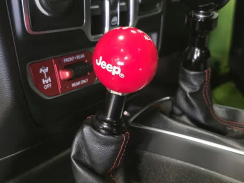 More photos of 2018 Jeep Wrangler Unlimited Rubicon at HyperCars, IN