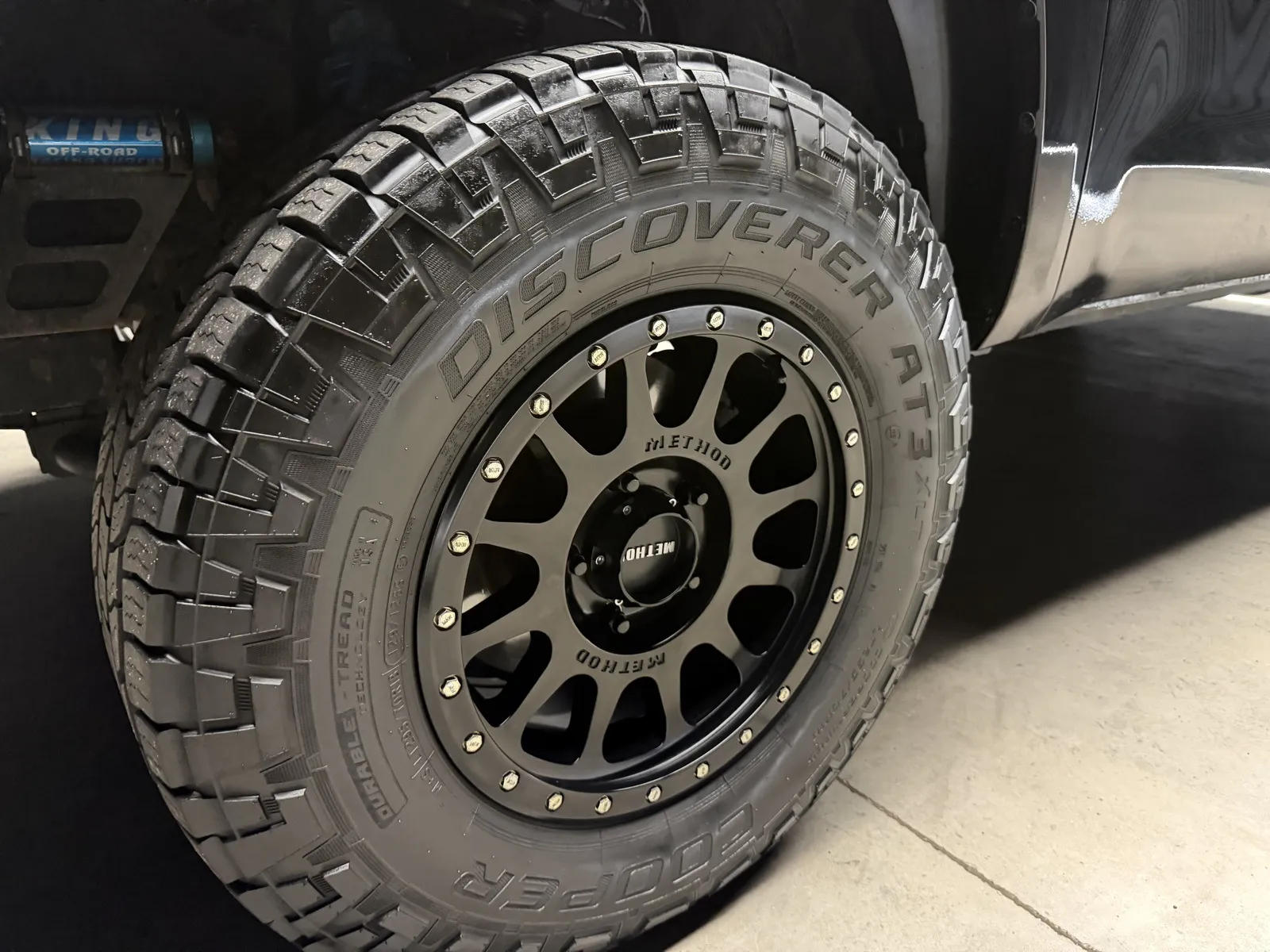 Photos of 2019 Toyota Tundra Platinum for sale in New Albany, IN at HyperCars