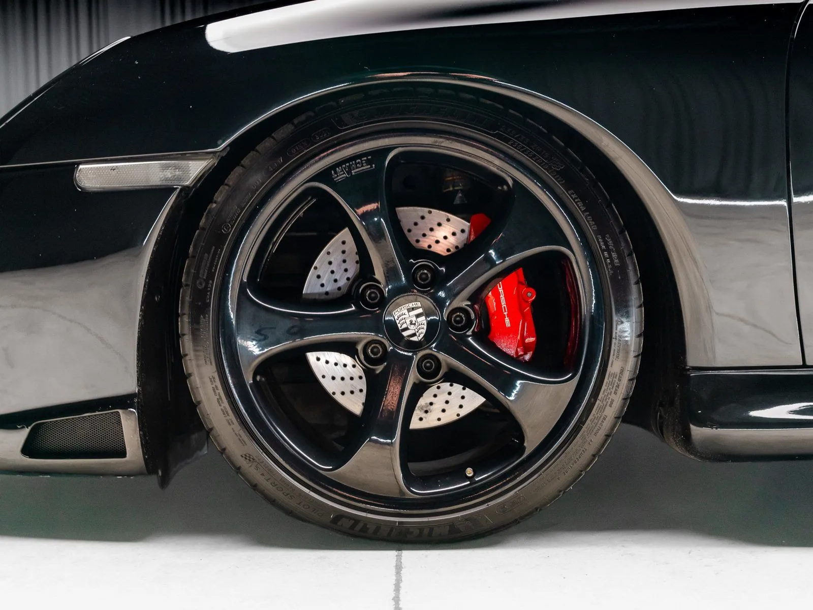 More photos of 2004 Porsche 911 Turbo at HyperCars, IN