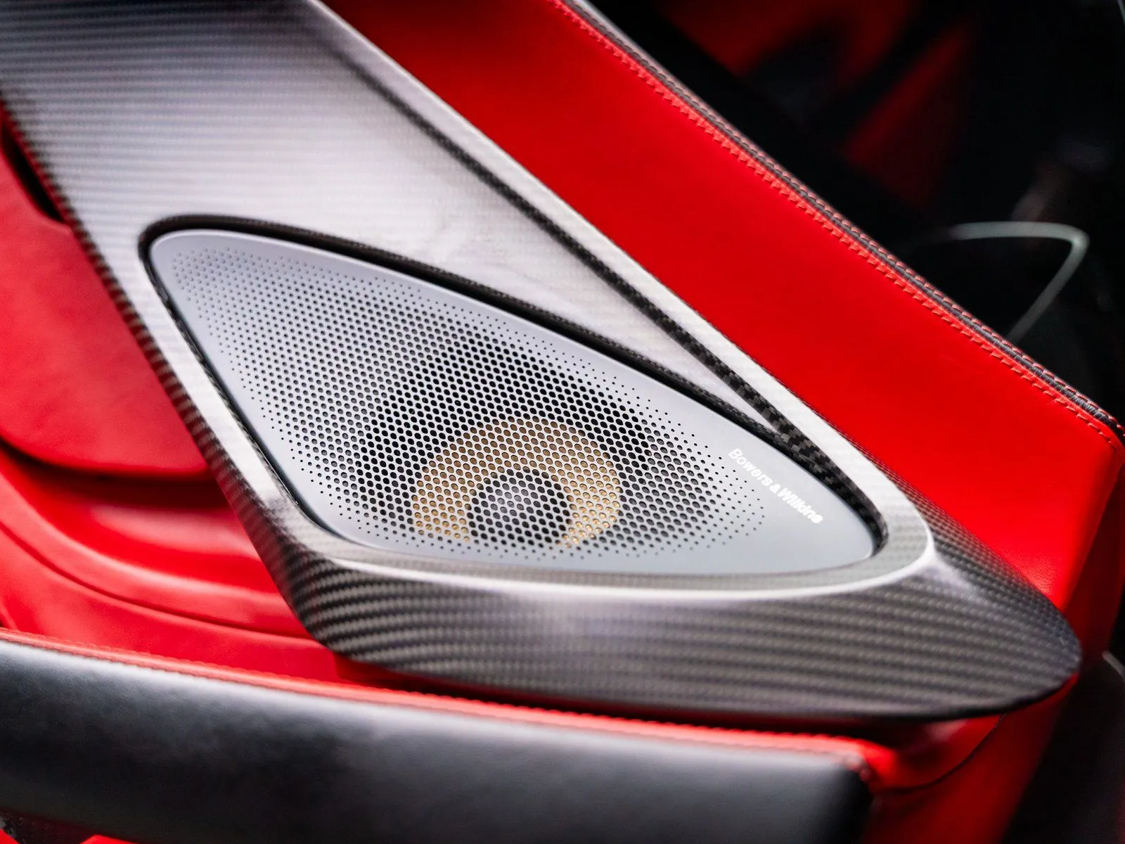 More photos of 2019 McLaren 570S at HyperCars, IN