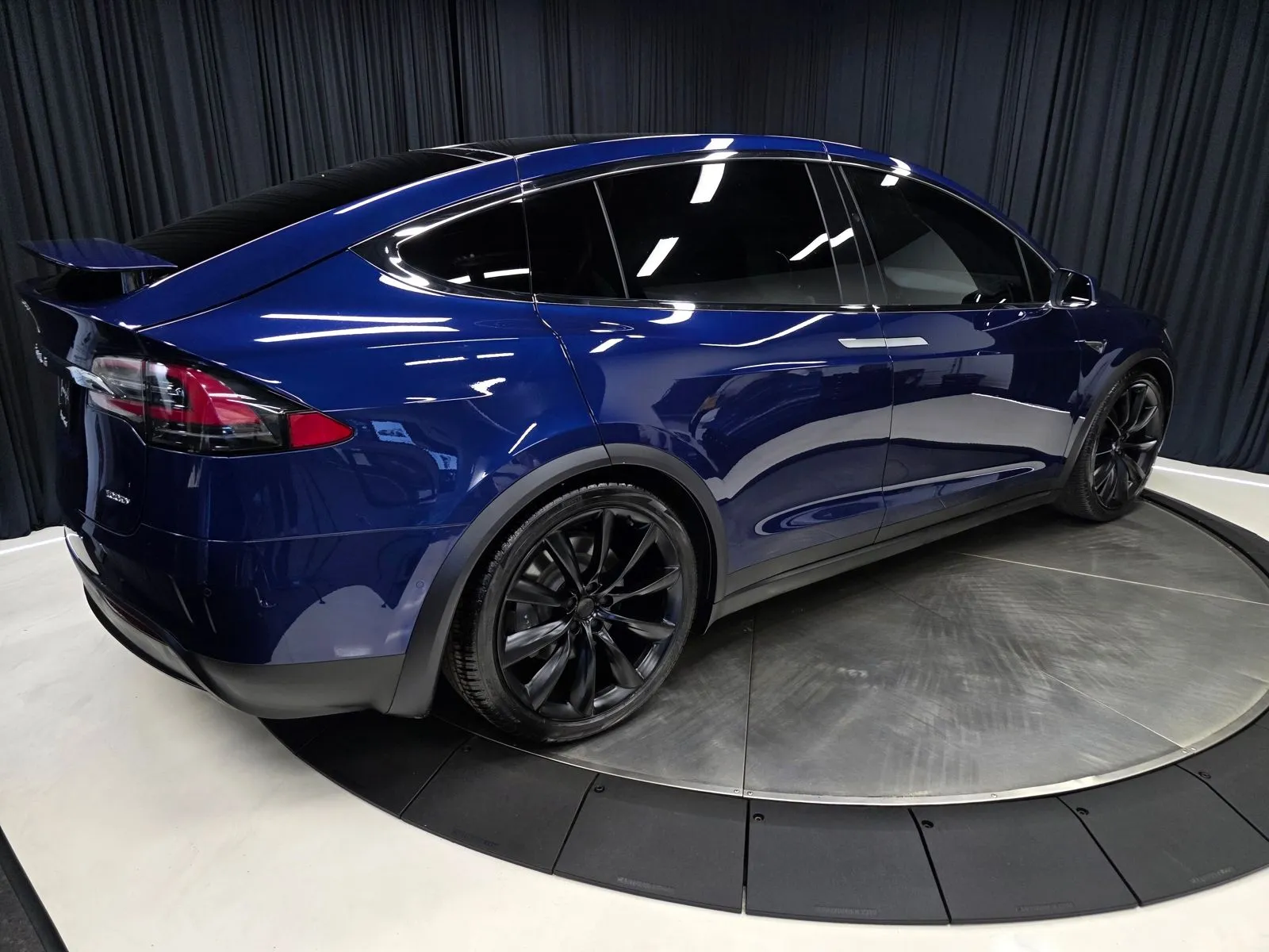 2018 Tesla Model X 100D - Photo 13