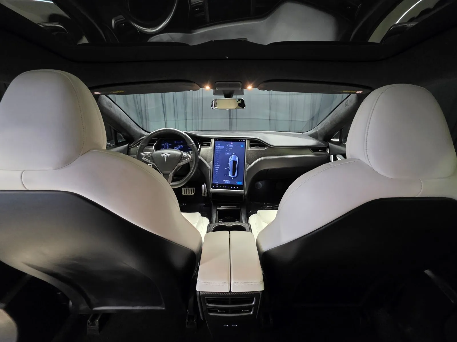 Photos of 2021 Tesla Model S Performance for sale in New Albany, IN at HyperCars