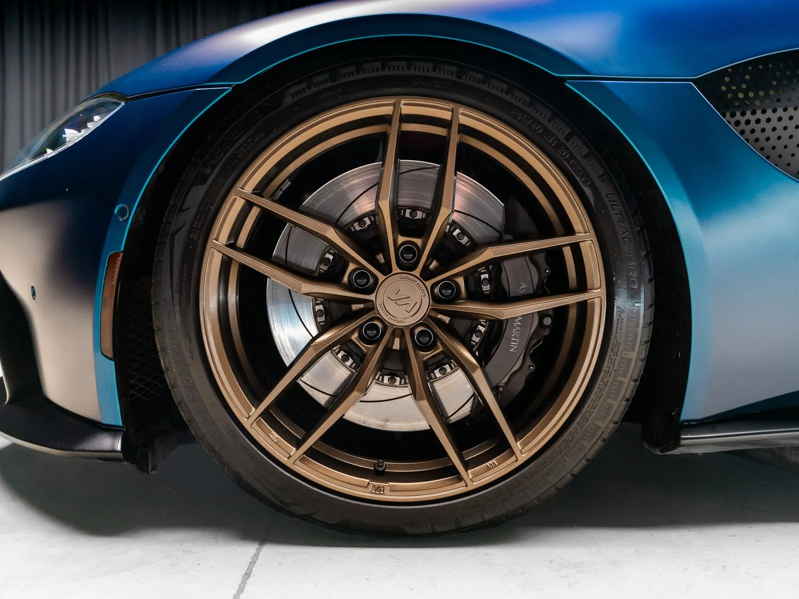 More photos of 2019 Aston Martin Vantage at HyperCars, IN