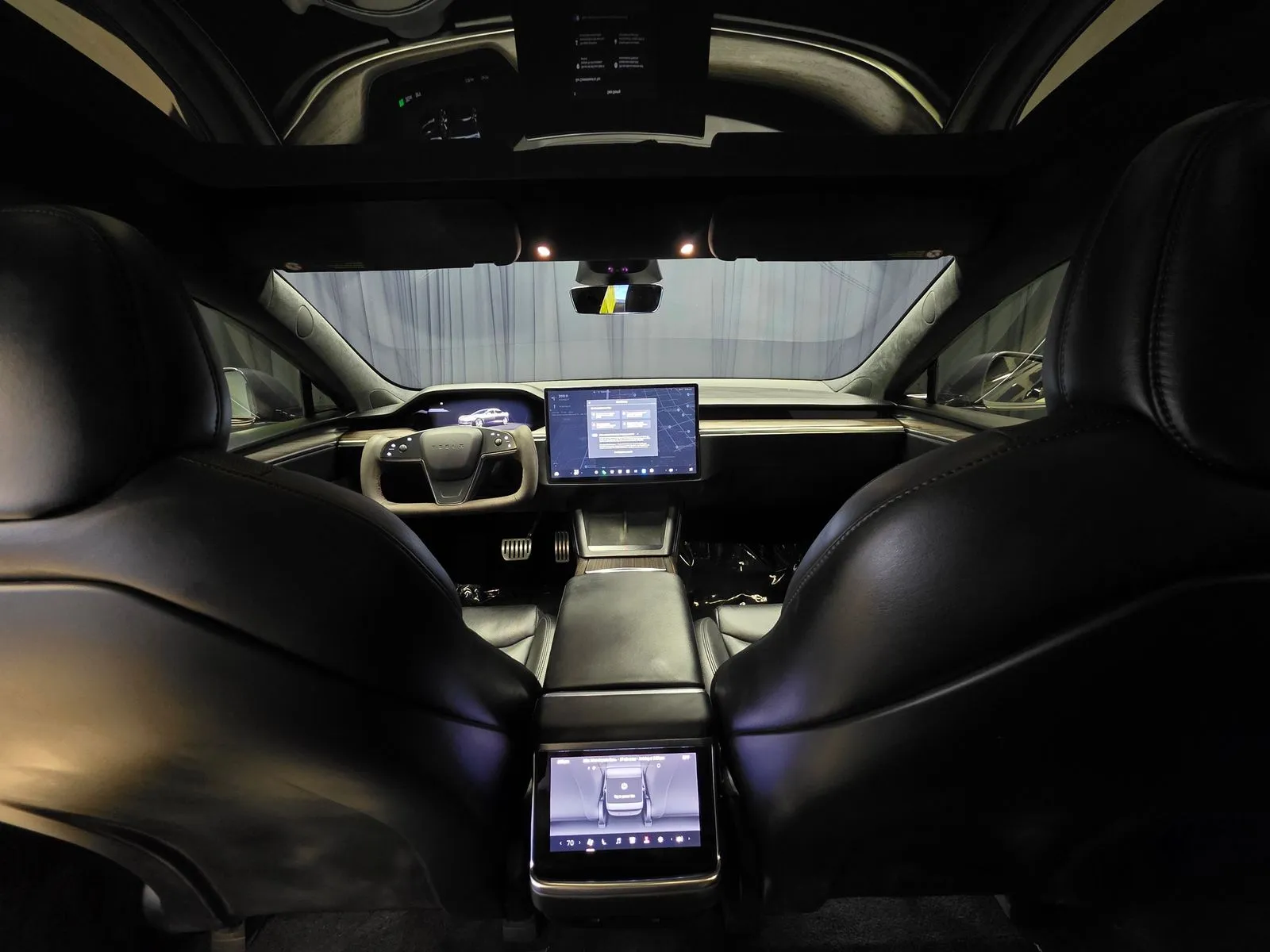 Photos of 2022 Tesla Model S for sale in New Albany, IN at HyperCars