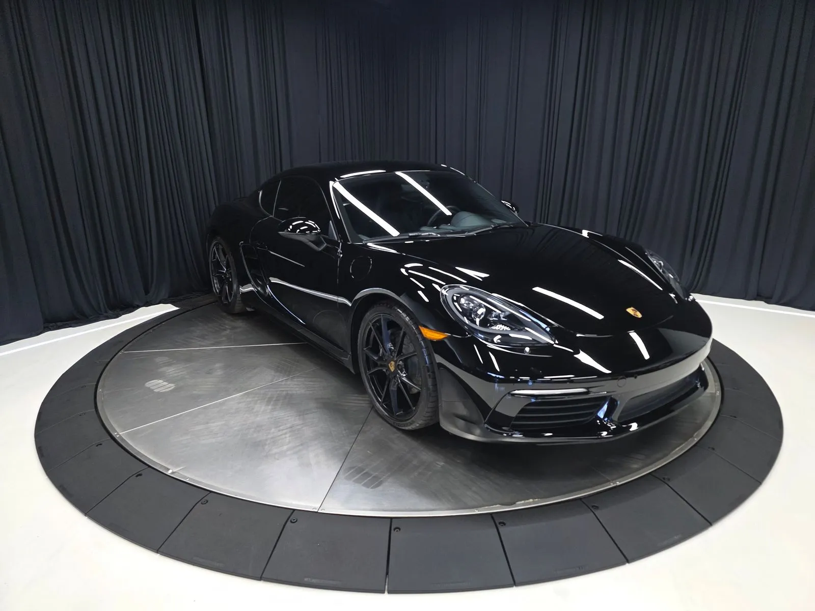 Another view of 2020 Porsche 718 Cayman for sale in New Albany, IN at HyperCars