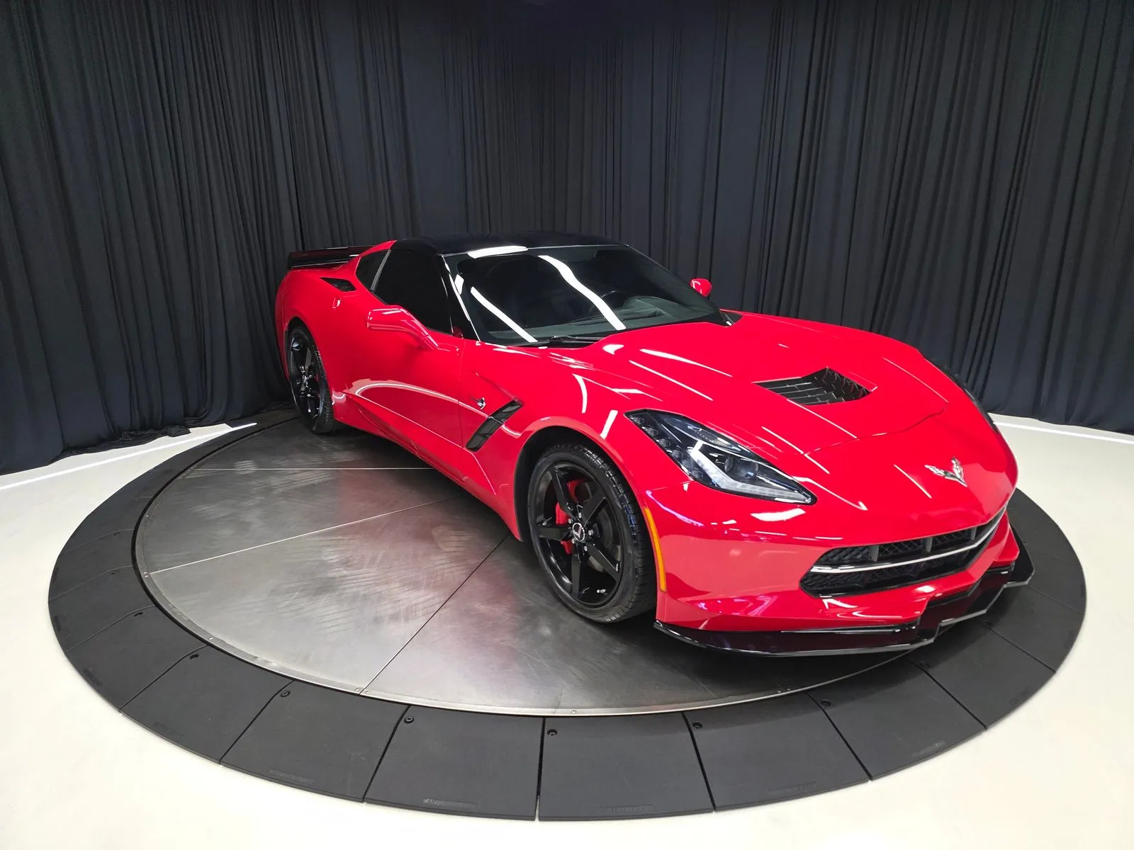 More photos of 2015 Chevrolet Corvette Stingray at HyperCars, IN