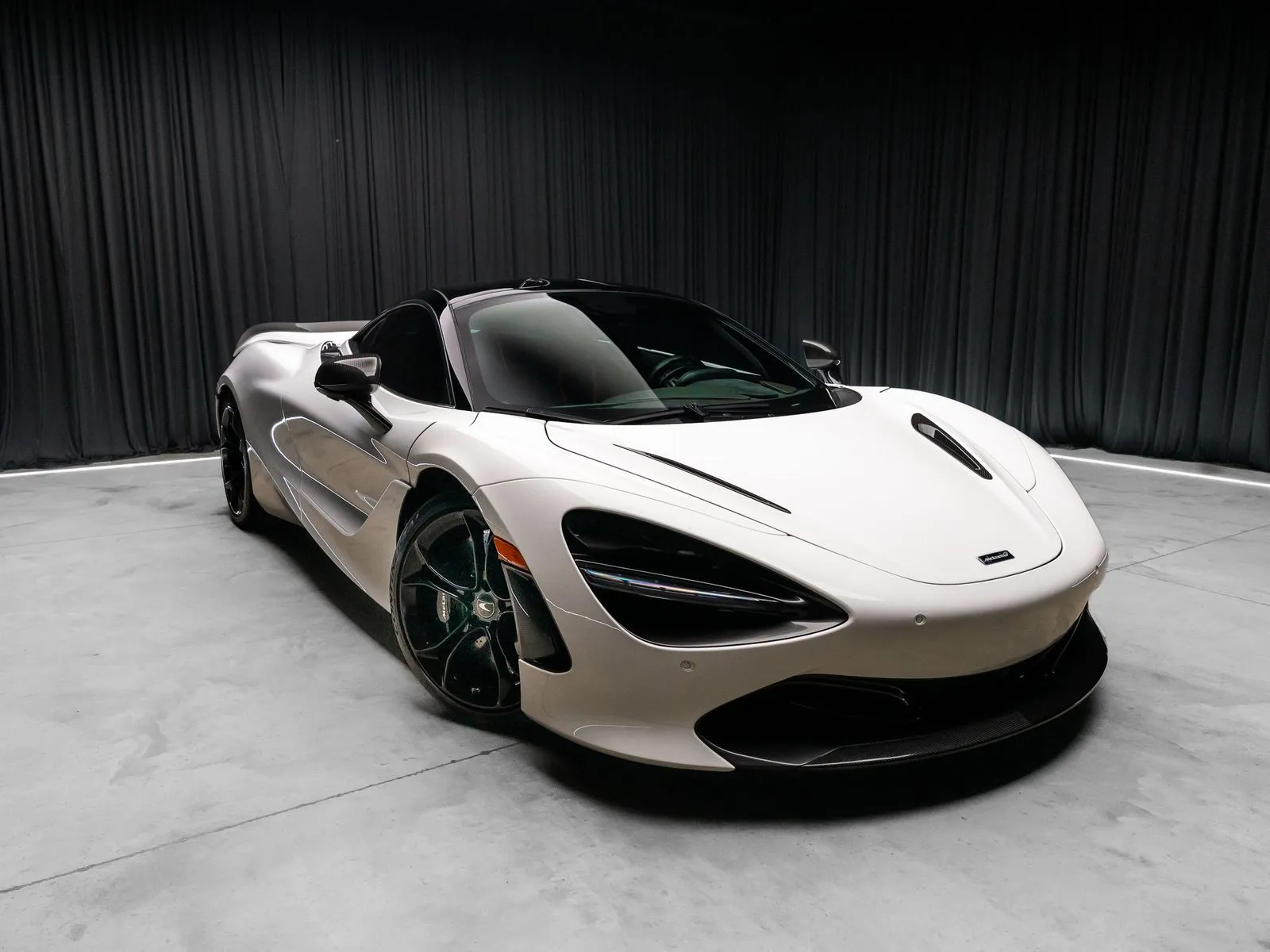 Photos of 2019 McLaren 720S Performance for sale in New Albany, IN at HyperCars