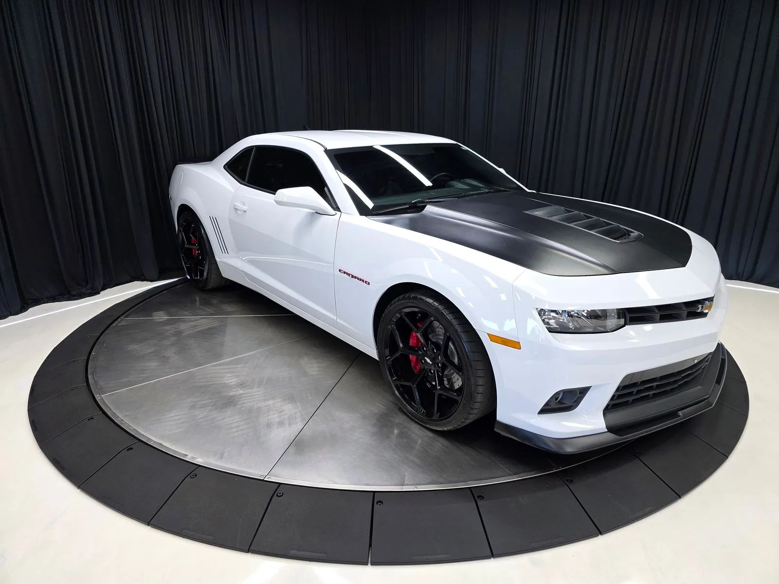 More photos of 2015 Chevrolet Camaro SS at HyperCars, IN