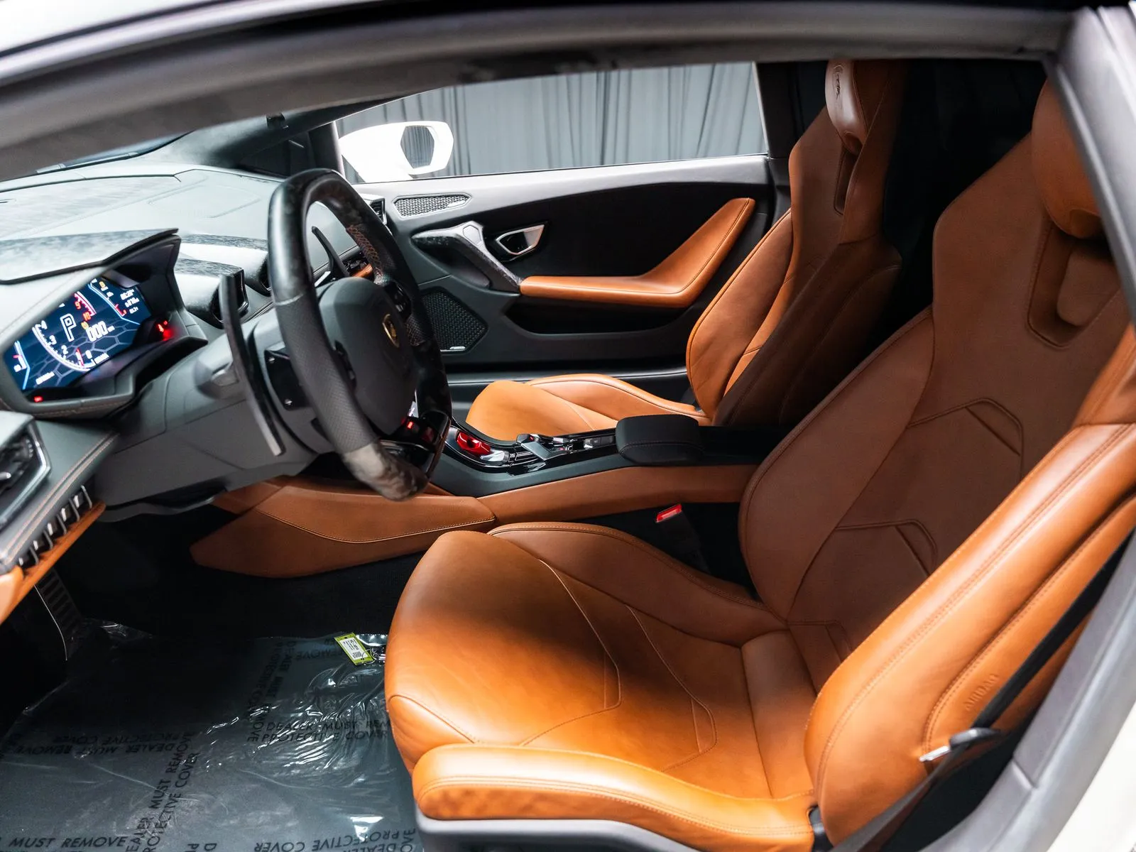 More photos of 2021 Lamborghini Huracan EVO at HyperCars, IN