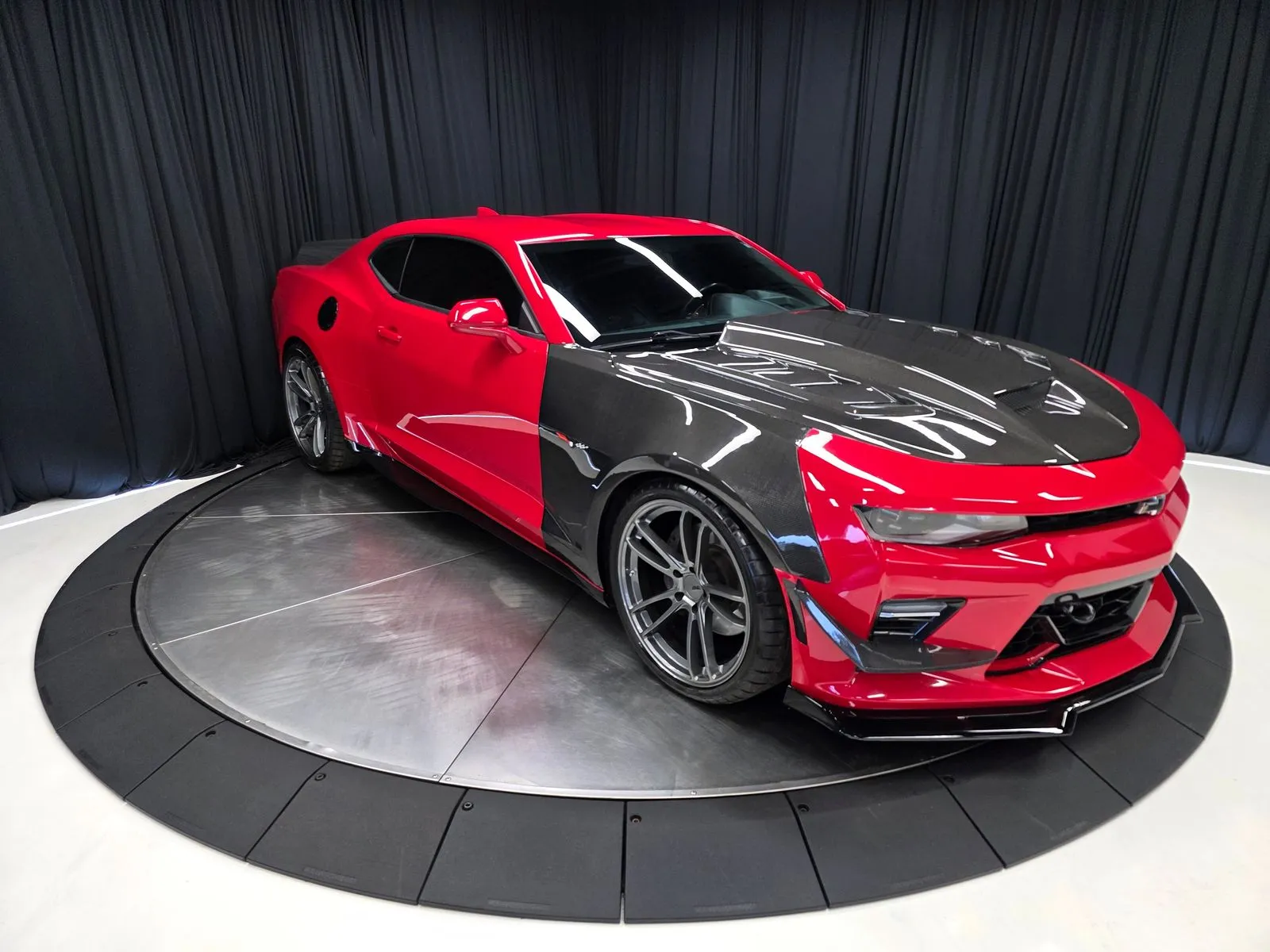 More photos of 2016 Chevrolet Camaro SS at HyperCars, IN