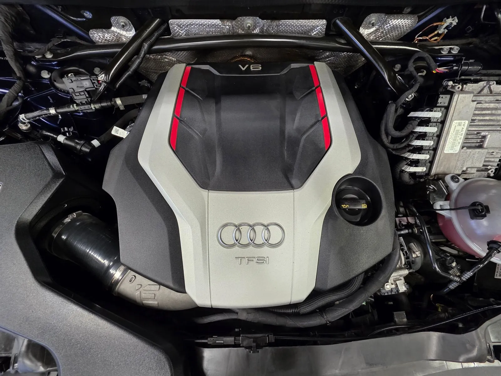 Another view of 2020 Audi SQ5 3.0T Premium Plus for sale in New Albany, IN at HyperCars