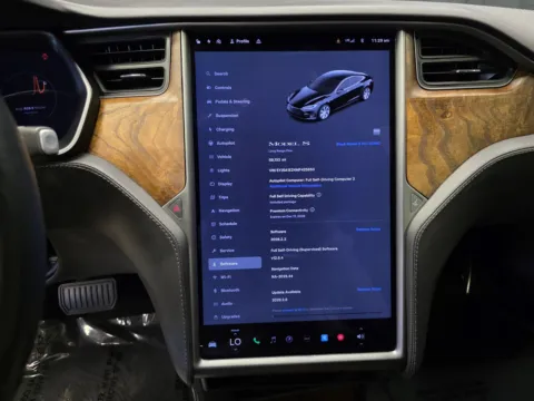 More photos of 2021 Tesla Model S Long Range at HyperCars, IN