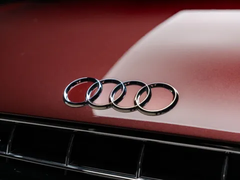 More photos of 2011 Audi R8 5.2 at HyperCars, IN