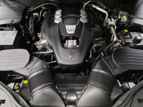 More photos of 2018 Maserati Levante GranSport at HyperCars, IN