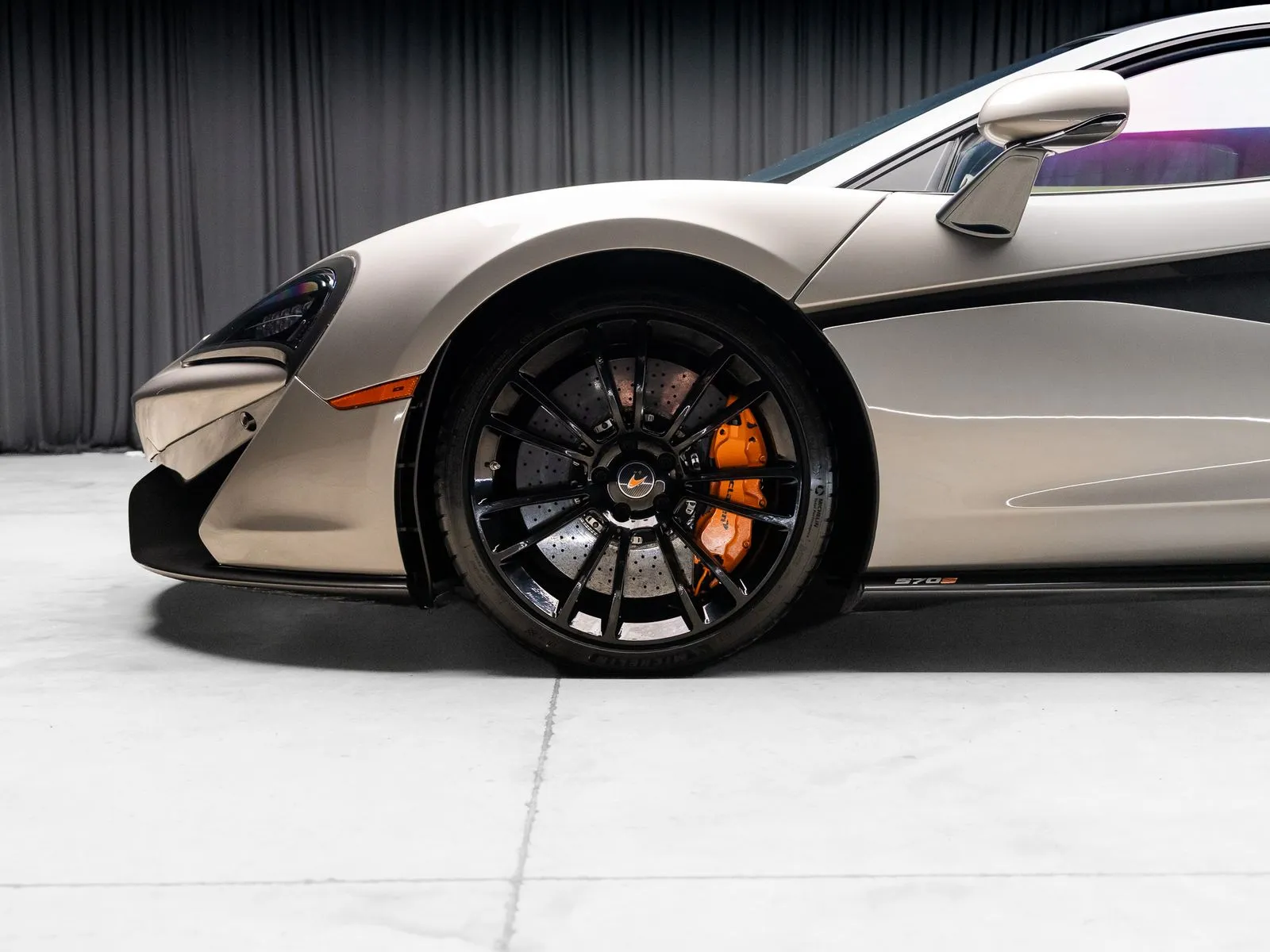 Photos of 2016 McLaren 570S for sale in New Albany, IN at HyperCars