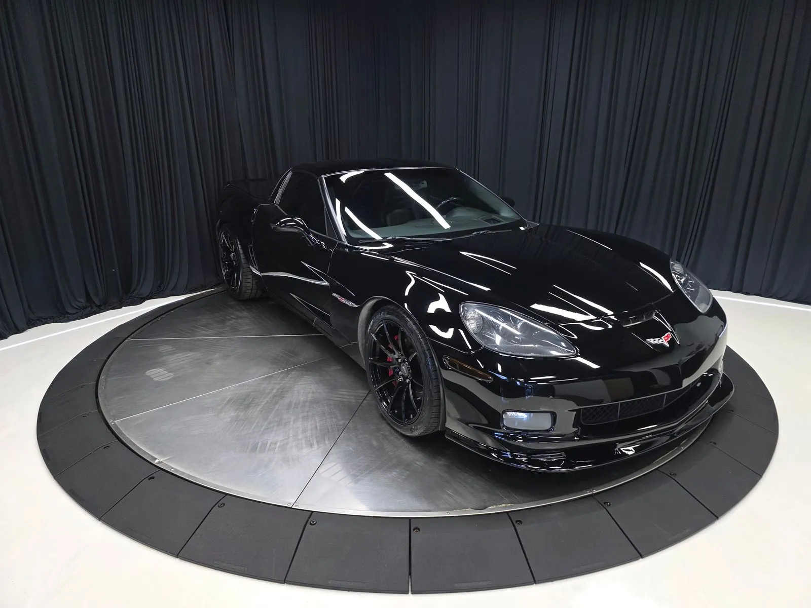 More photos of 2007 Chevrolet Corvette Z06 at HyperCars, IN