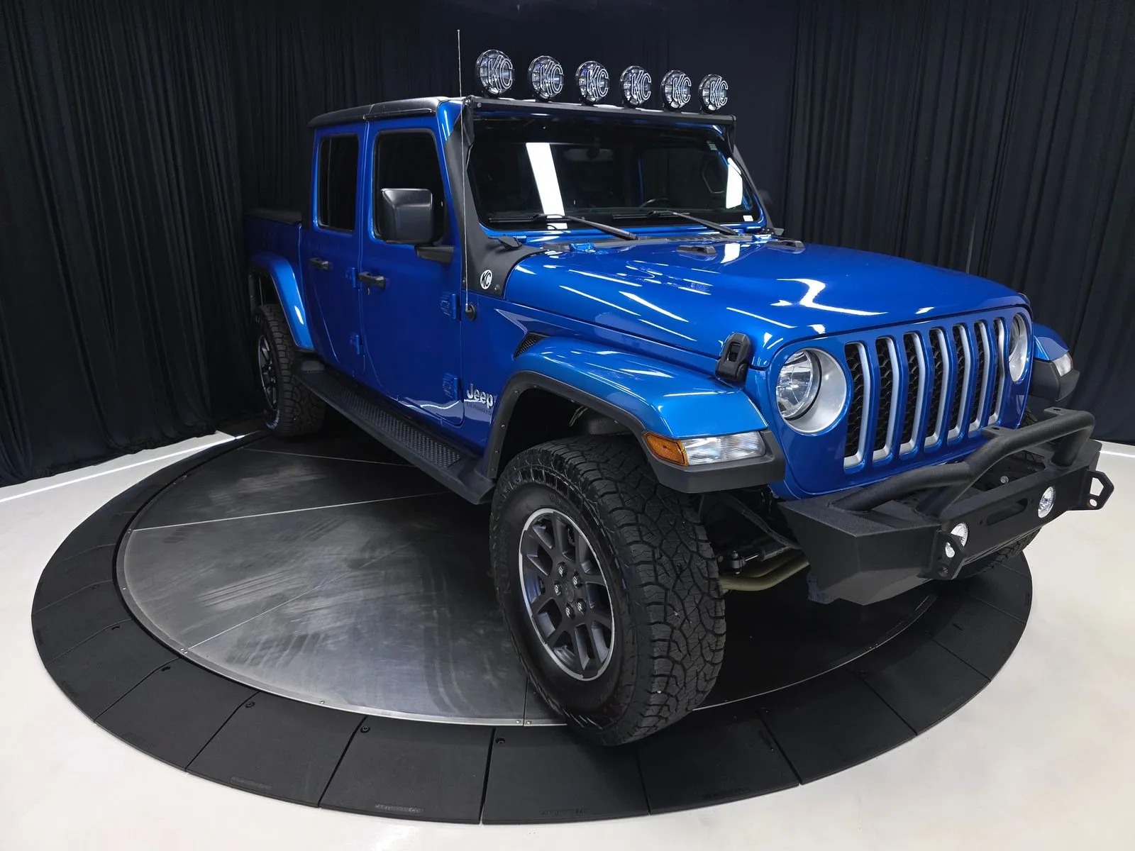 More photos of 2021 Jeep Gladiator Overland at HyperCars, IN