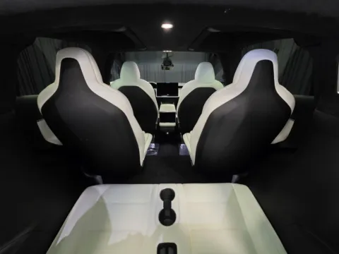 More photos of 2022 Tesla Model X Plaid at HyperCars, IN