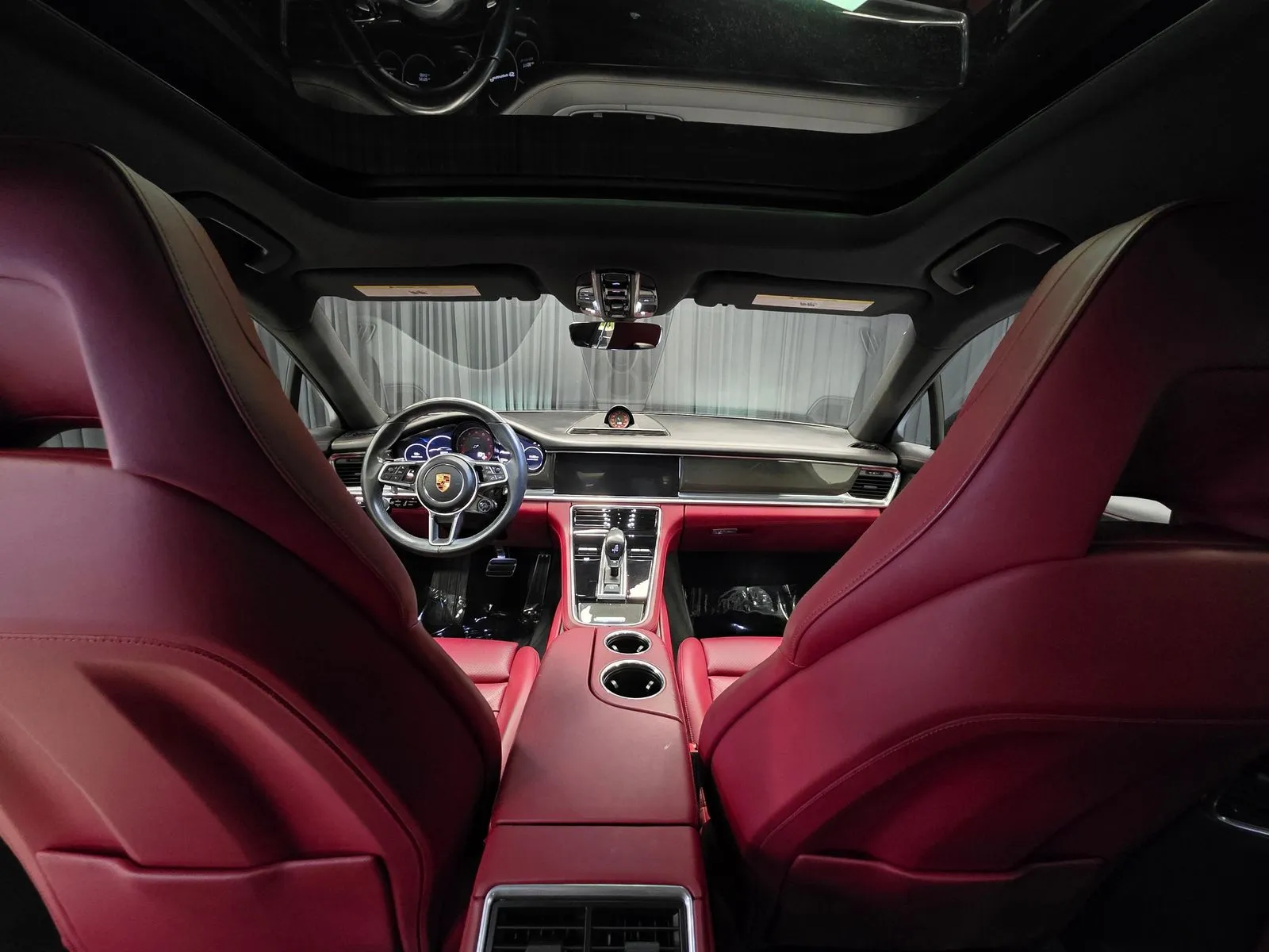 Photos of 2018 Porsche Panamera 4S for sale in New Albany, IN at HyperCars