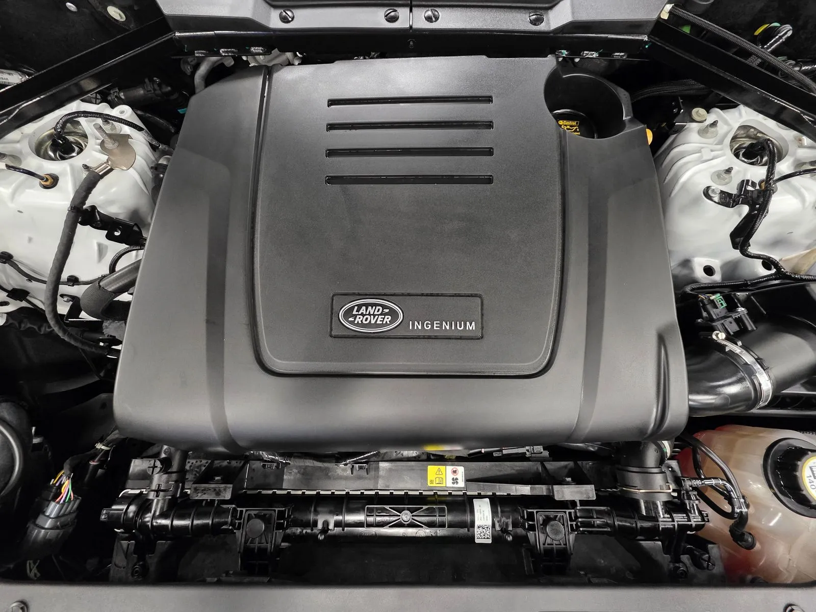 Another view of 2025 Land Rover Defender 110 S for sale in New Albany, IN at HyperCars