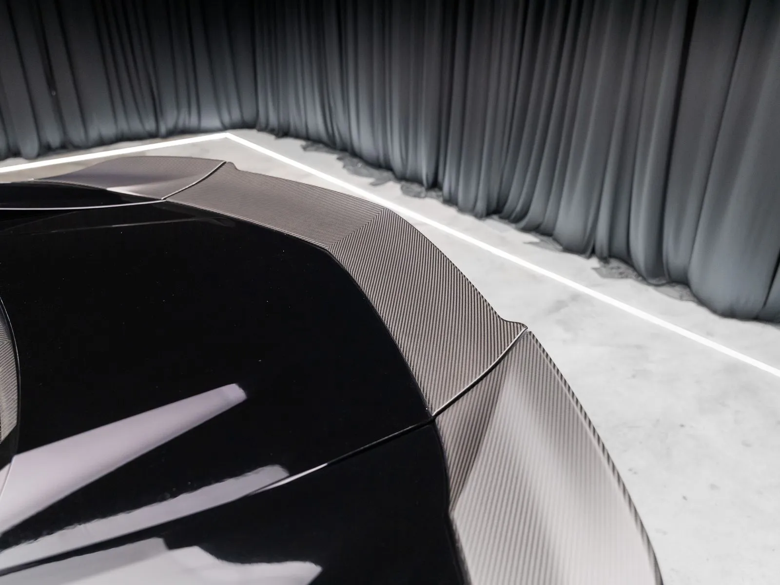 More photos of 2017 Acura NSX at HyperCars, IN