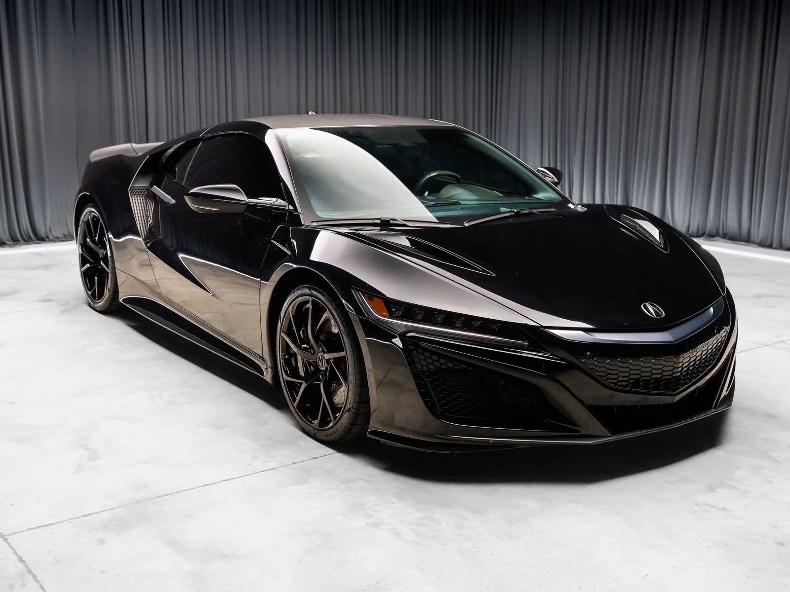 Photos of 2017 Acura NSX for sale in New Albany, IN at HyperCars
