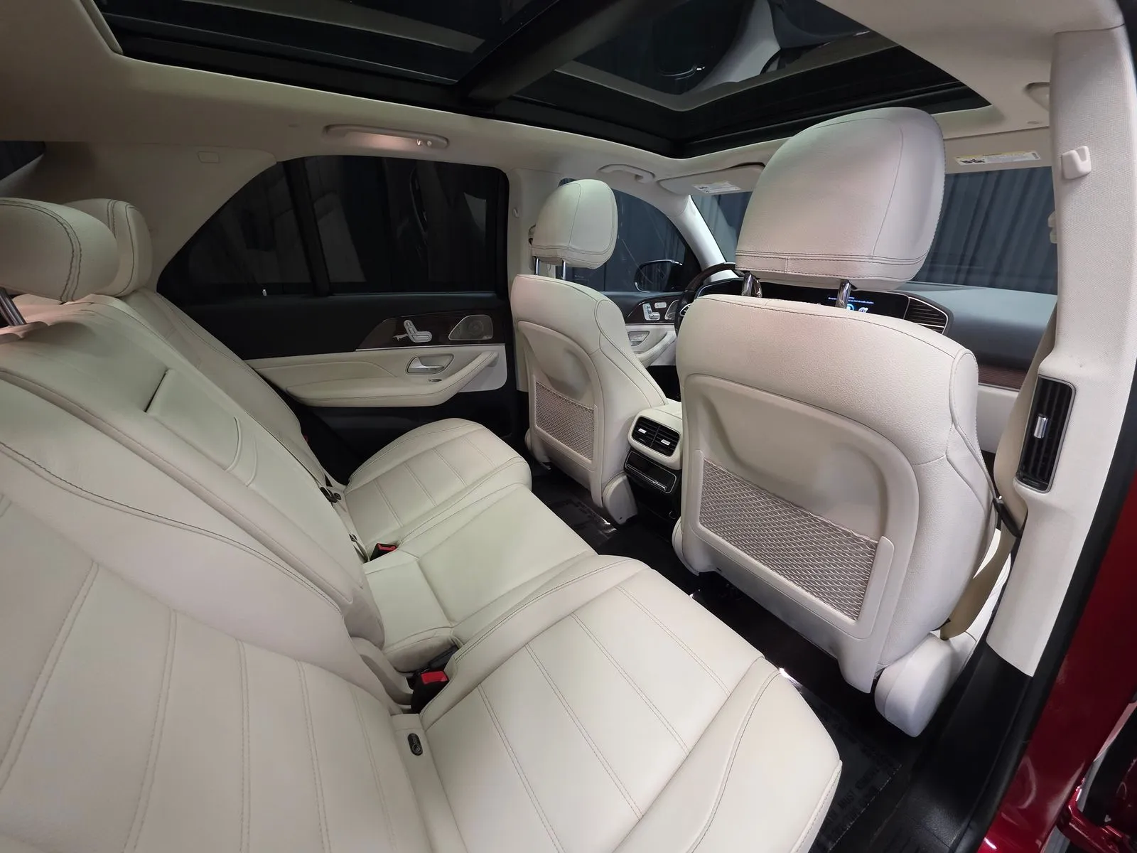 Another view of 2022 Mercedes-Benz GLE 450 for sale in New Albany, IN at HyperCars