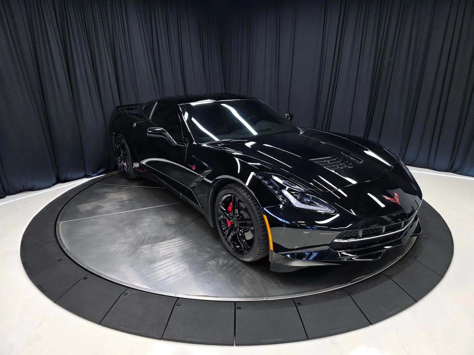 More photos of 2016 Chevrolet Corvette Stingray at HyperCars, IN
