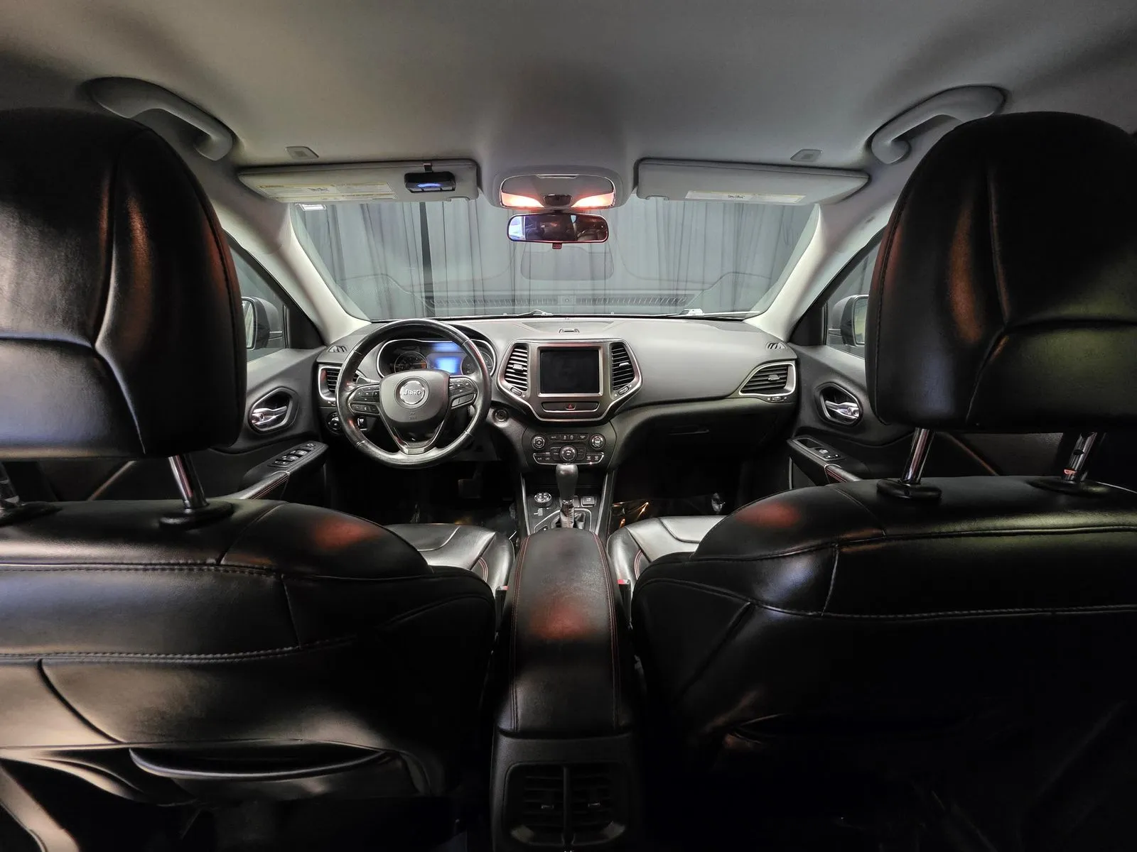 Photos of 2019 Jeep Cherokee Trailhawk for sale in New Albany, IN at HyperCars