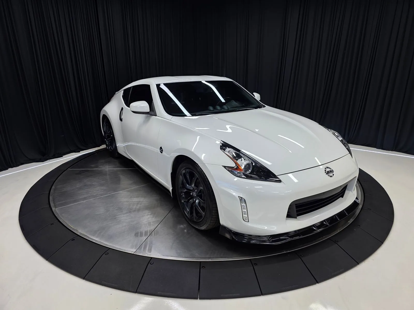 More photos of 2019 Nissan 370Z at HyperCars, IN