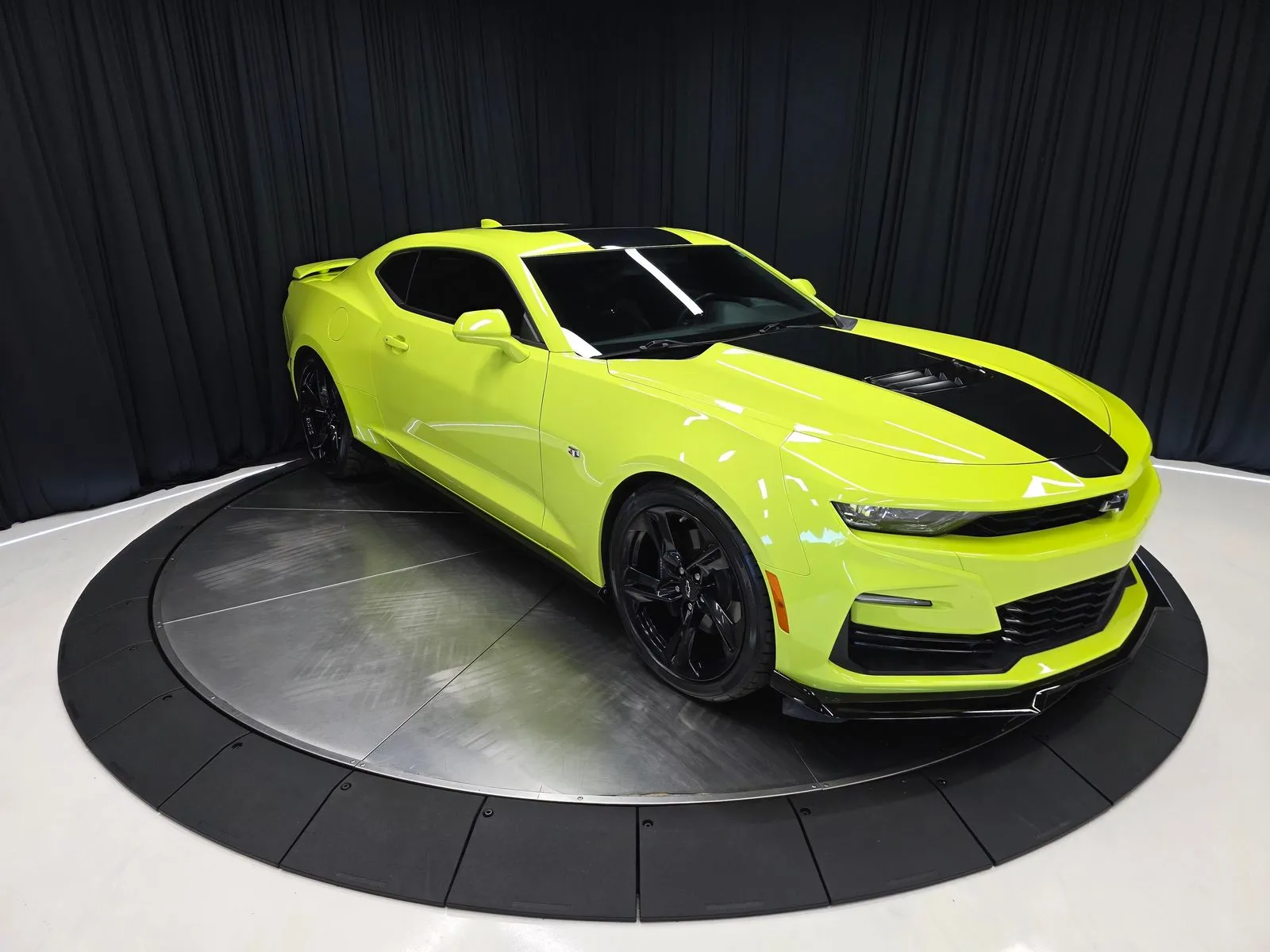 More photos of 2020 Chevrolet Camaro SS at HyperCars, IN