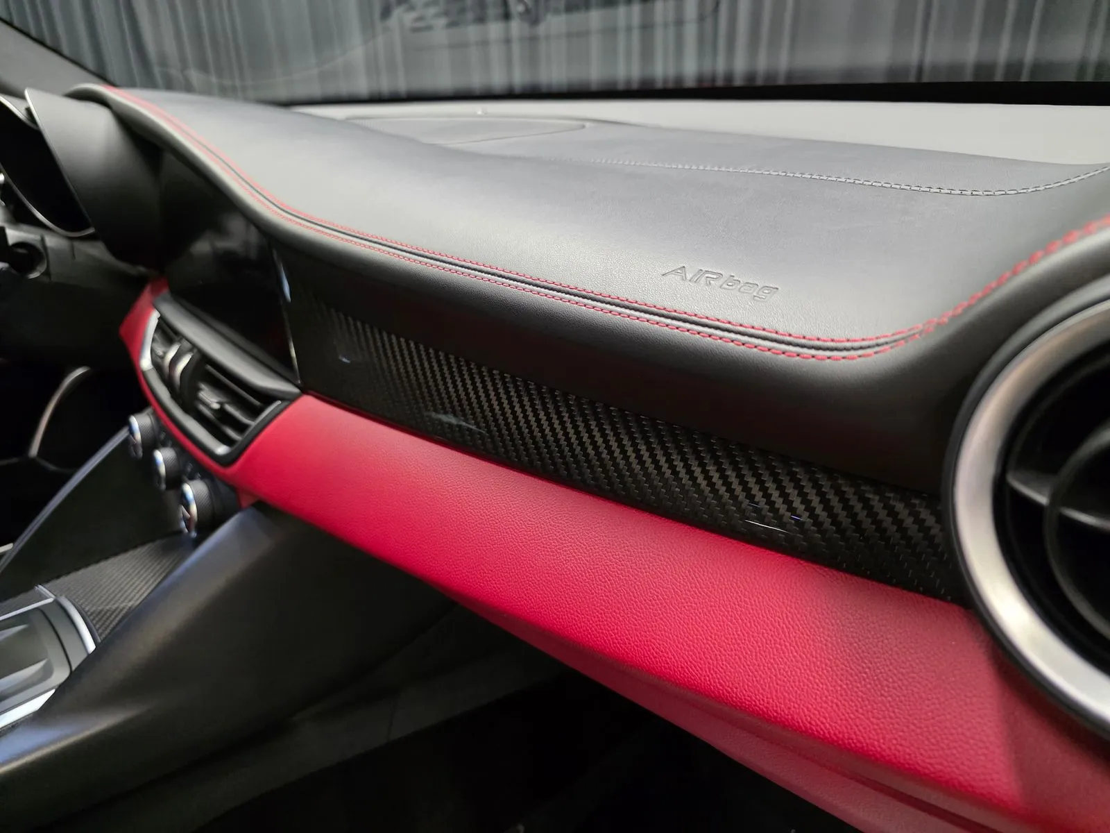 More photos of 2017 Alfa Romeo Giulia Quadrifoglio at HyperCars, IN