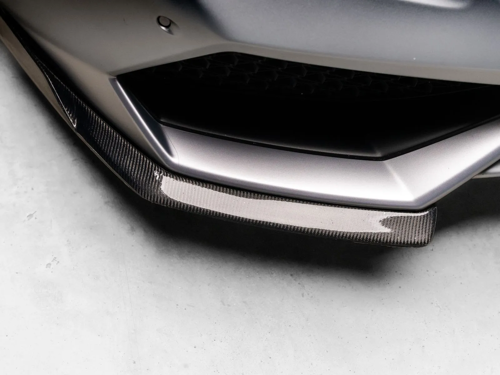 Another view of 2015 Lamborghini Huracan LP610-4 for sale in New Albany, IN at HyperCars