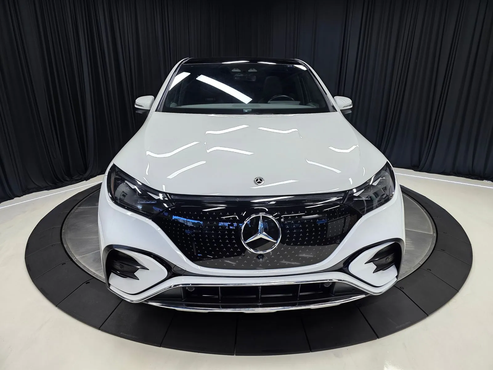 More photos of 2023 Mercedes-Benz EQE 500 SUV at HyperCars, IN