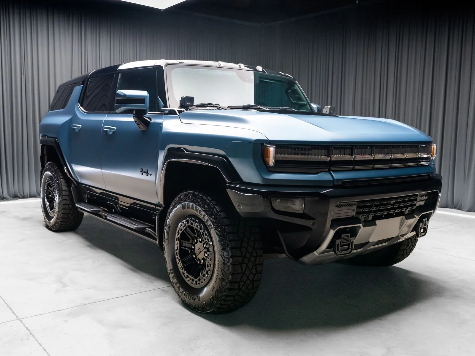 Photos of 2024 GMC Hummer EV SUV 3X for sale in New Albany, IN at HyperCars