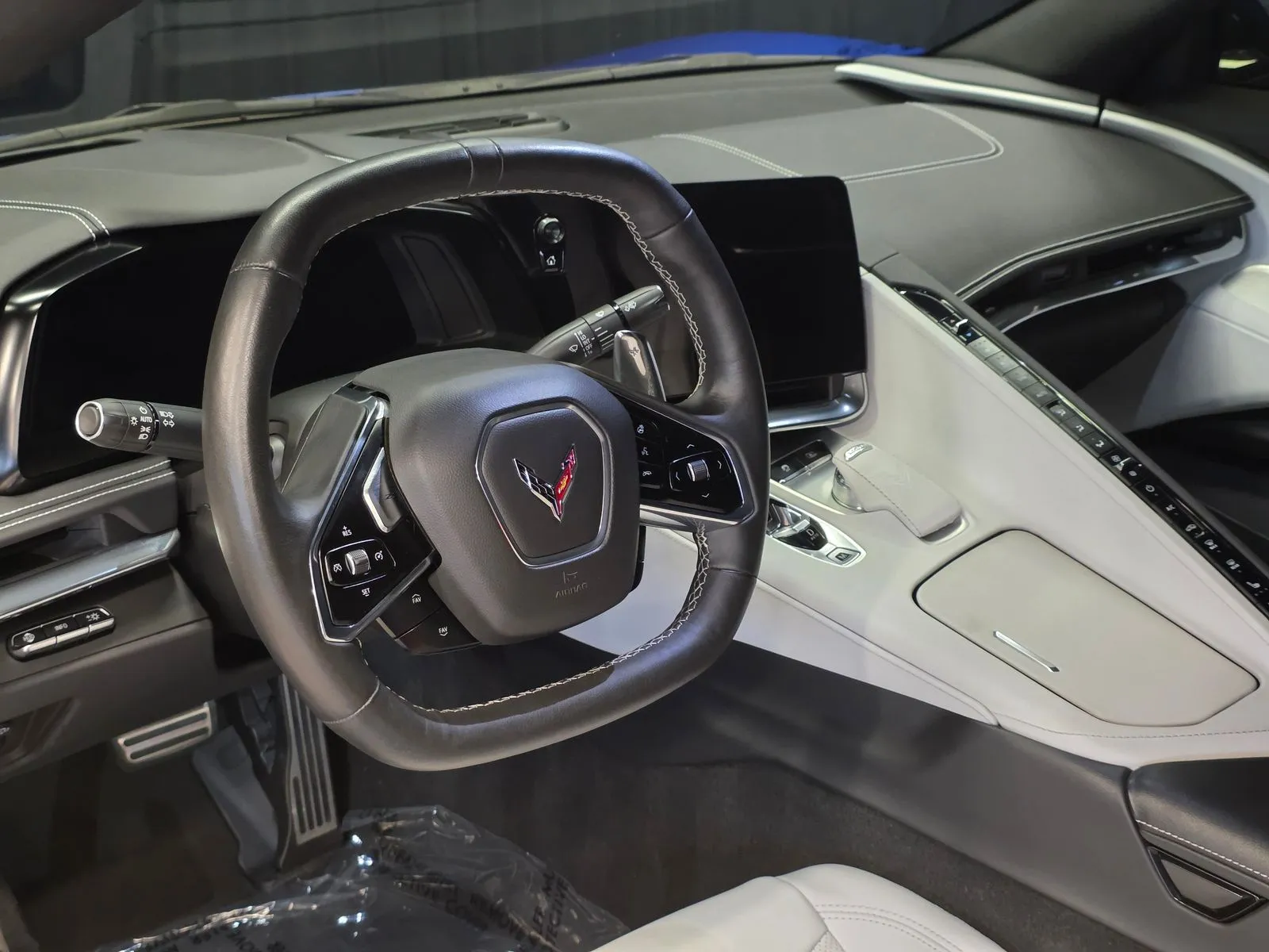 Photos of 2020 Chevrolet Corvette Stingray for sale in New Albany, IN at HyperCars