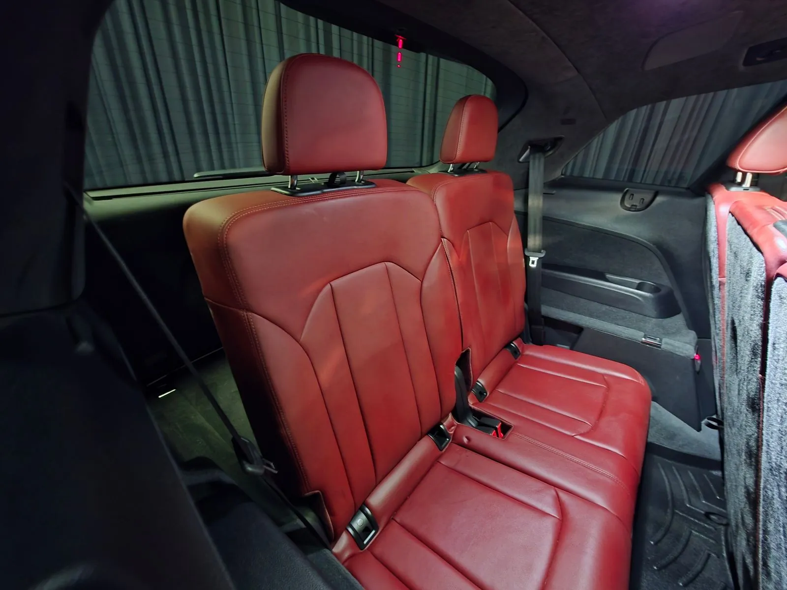 More photos of 2020 Audi SQ7 Prestige at HyperCars, IN