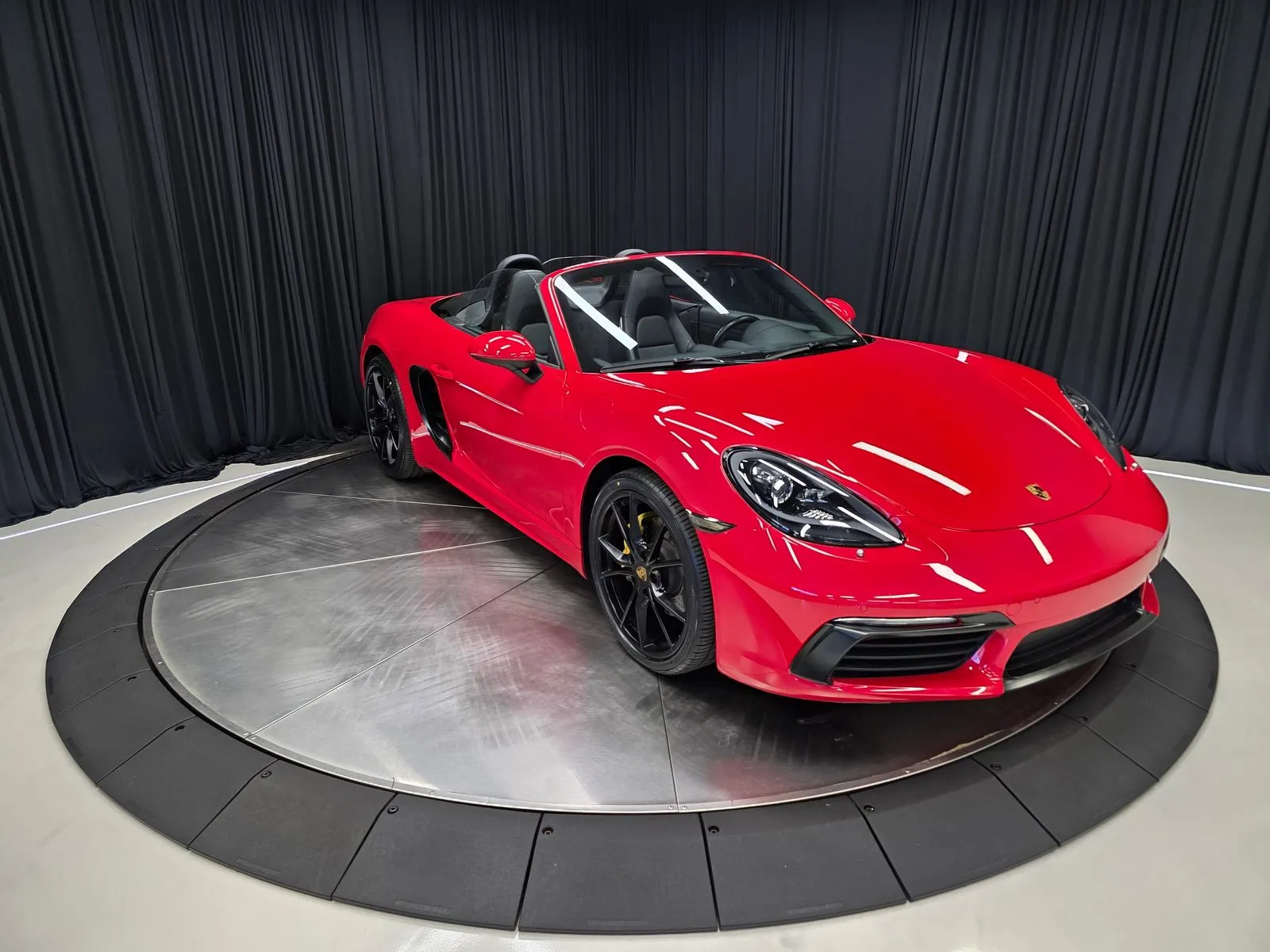 More photos of 2019 Porsche 718 Boxster at HyperCars, IN