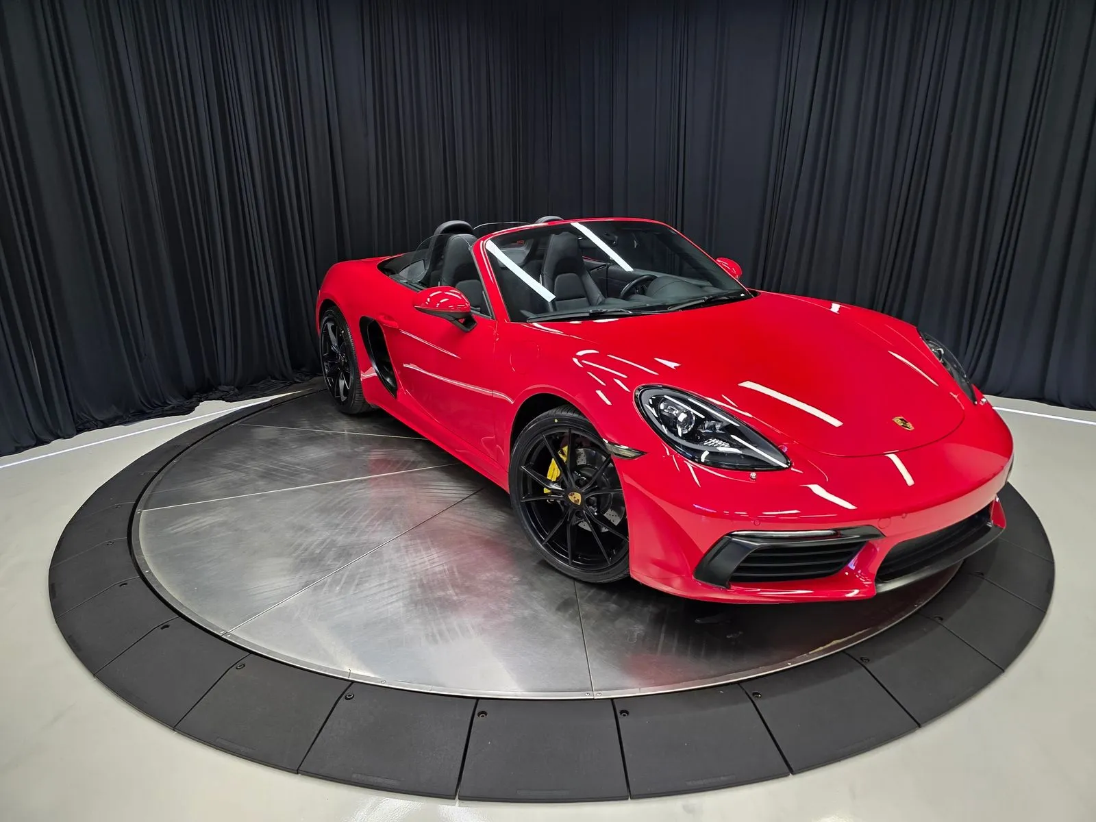 Photos of 2019 Porsche 718 Boxster for sale in New Albany, IN at HyperCars