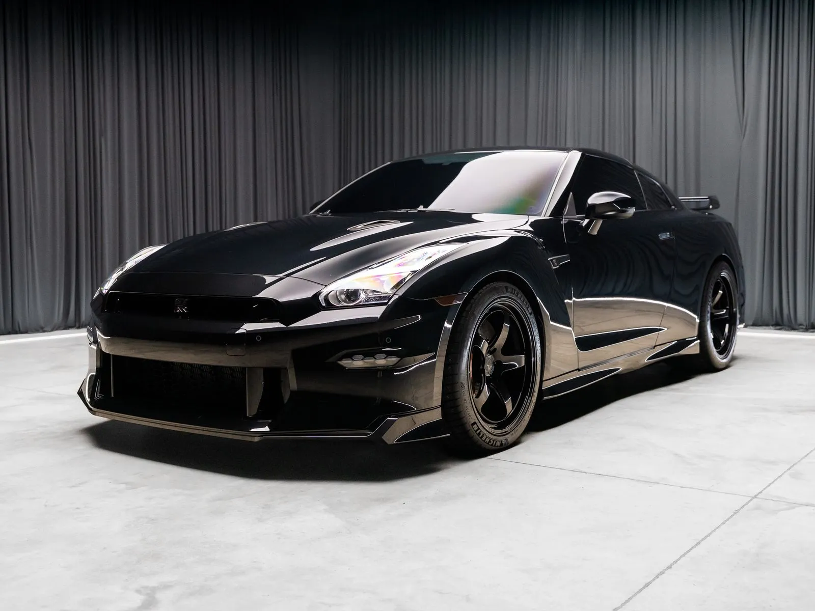 More photos of 2024 Nissan GT-R Premium at HyperCars, IN