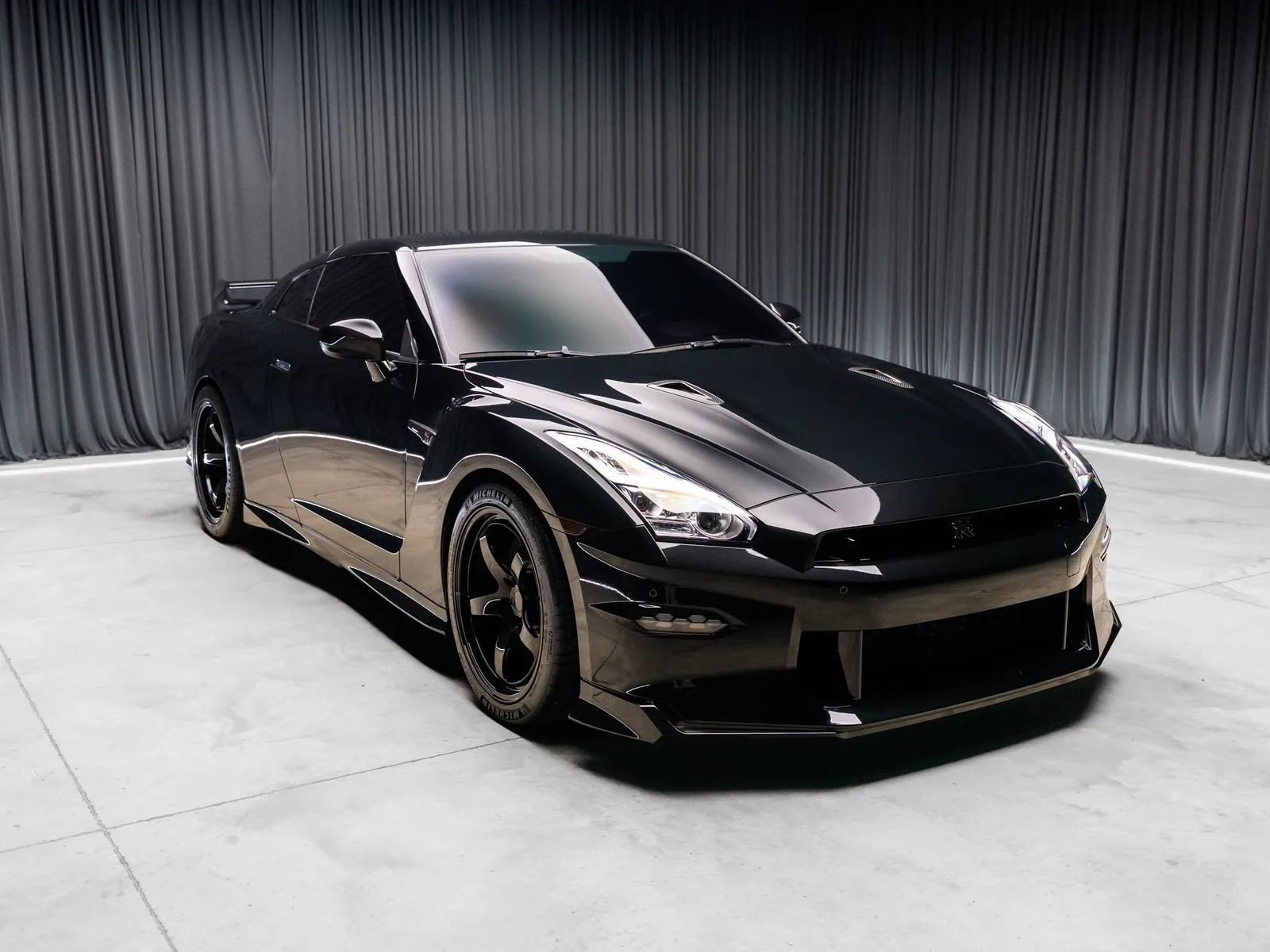 Photos of 2024 Nissan GT-R Premium for sale in New Albany, IN at HyperCars