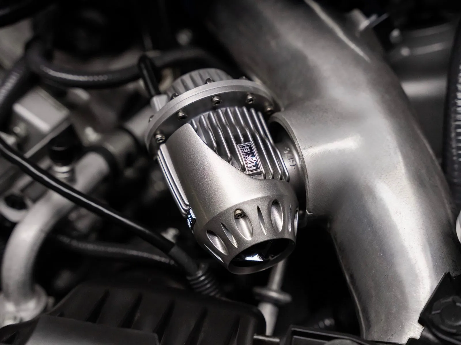 More photos of 2009 Nissan GT-R Premium at HyperCars, IN