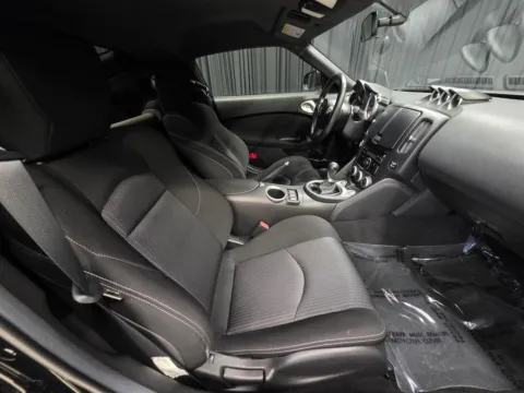 More photos of 2009 Nissan 370Z at HyperCars, IN