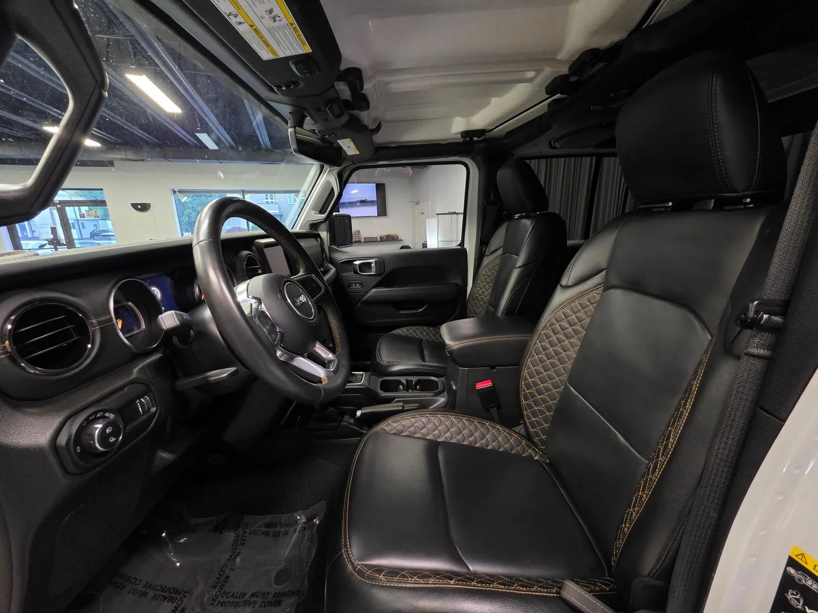 Photos of 2023 Jeep Gladiator High Altitude for sale in New Albany, IN at HyperCars