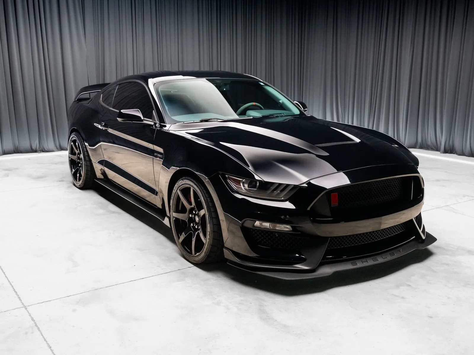 Photos of 2016 Ford Mustang Shelby GT350R for sale in New Albany, IN at HyperCars