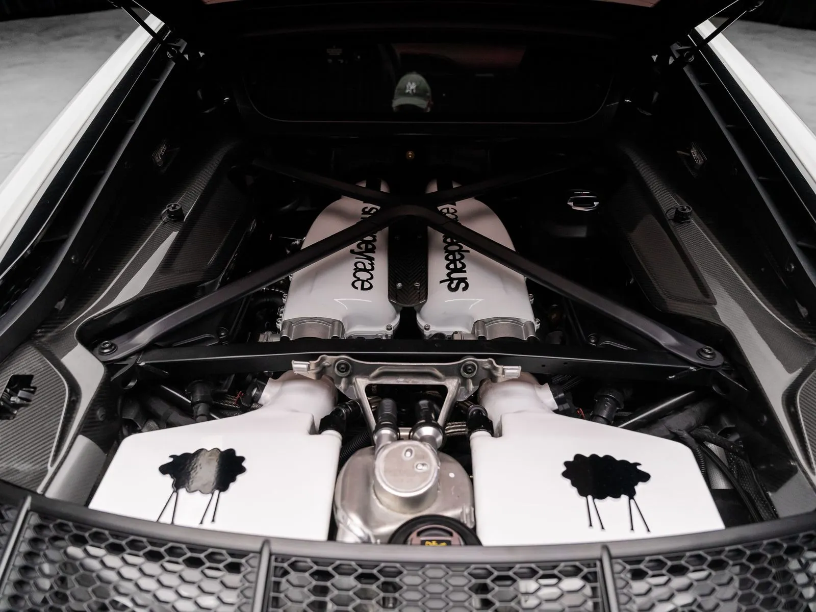 Photos of 2020 Audi R8 V10 performance for sale in New Albany, IN at HyperCars