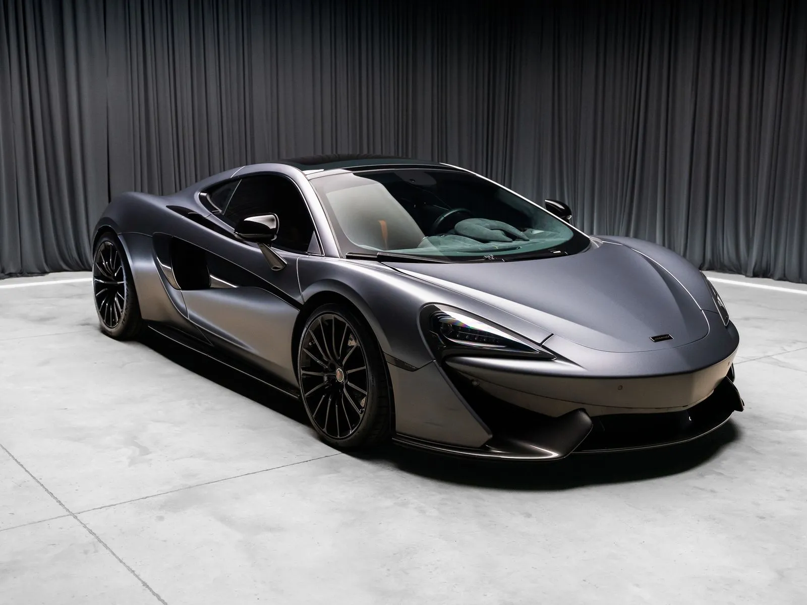 Photos of 2017 McLaren 570GT for sale in New Albany, IN at HyperCars