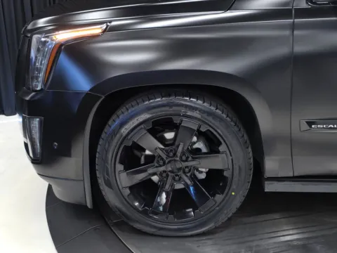 More photos of 2017 Cadillac Escalade Platinum Edition at HyperCars, IN