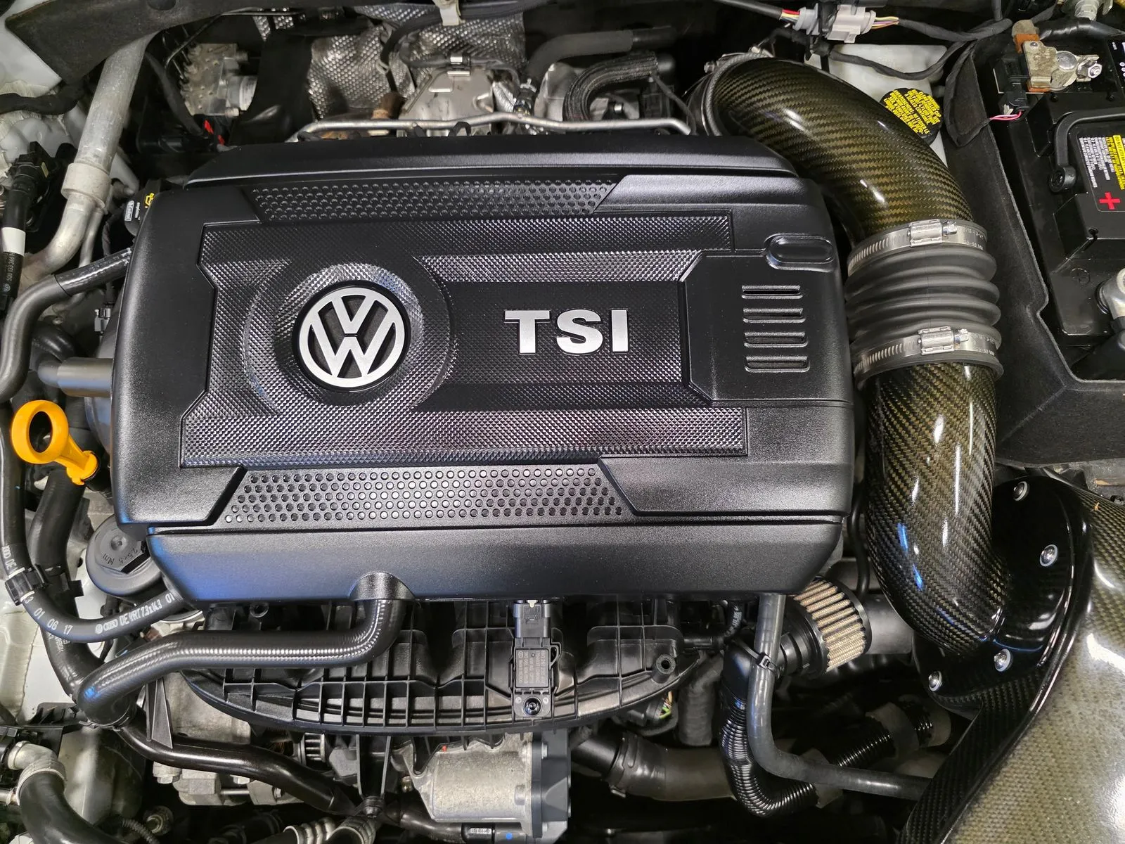 More photos of 2018 Volkswagen Golf GTI 2.0T SE at HyperCars, IN